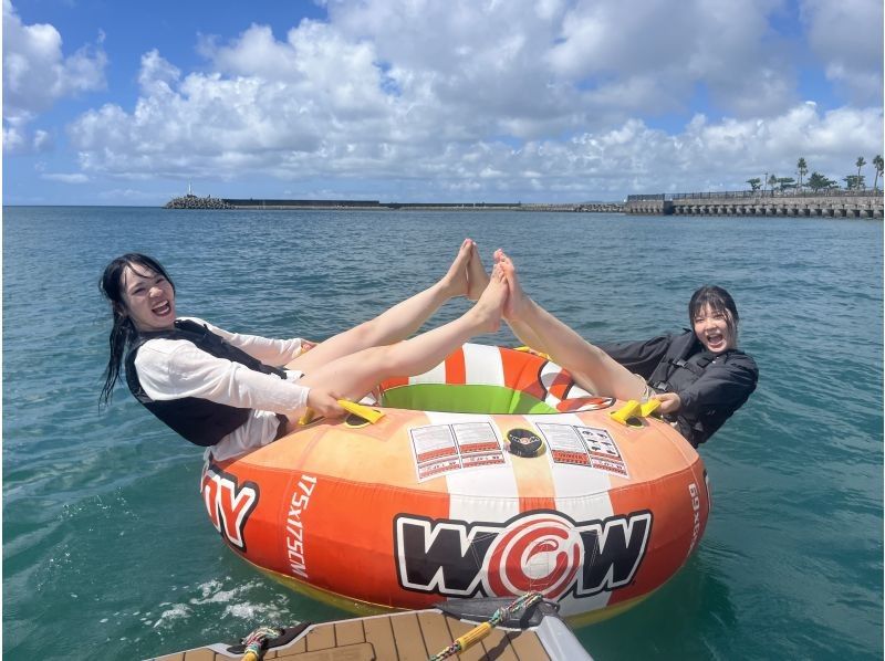 《6명 이상으로 그룹 할인! 단체 할인 캠페인 >>【오키나와 기노완·1시간 탈 무제한 플랜】현내 최다의 전 12종 마린 스포츠 놀이 무제한!の紹介画像