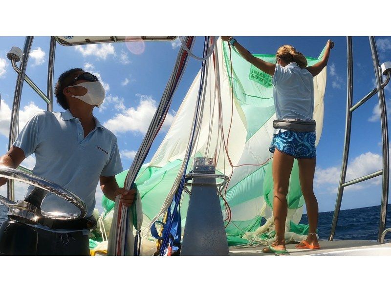 &ldquo;欣賞壯觀的景色！沖繩最長的繩索長度 200m，提供滑翔傘/免費拍攝服務！&rdquo;の紹介画像