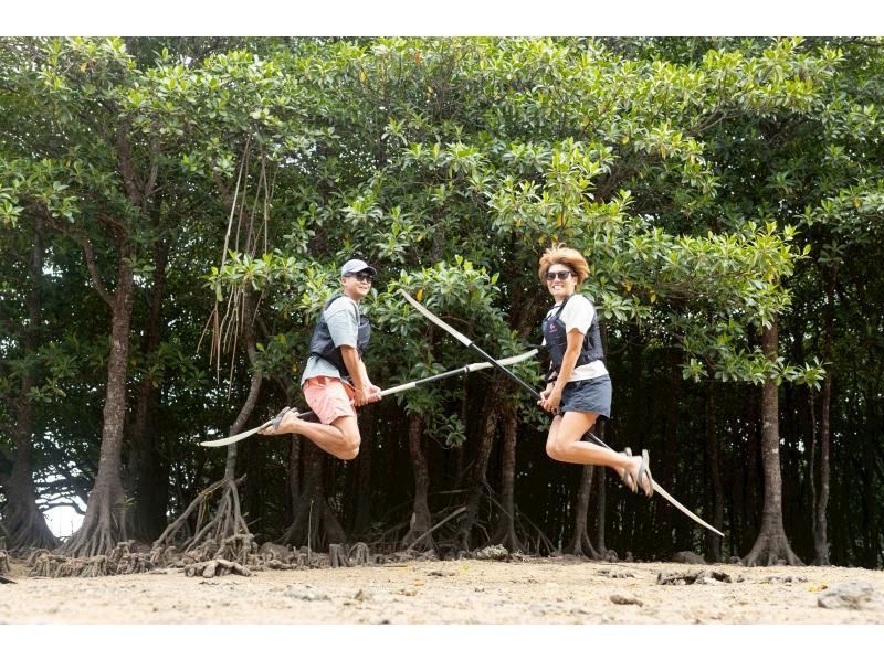 [Ishigaki Island] ★Free cancellation in case of rain★ Presented by an island-born and island-raised person! Don't worry about the rain! Mangrove kayaking tour! Free photo data included!の紹介画像