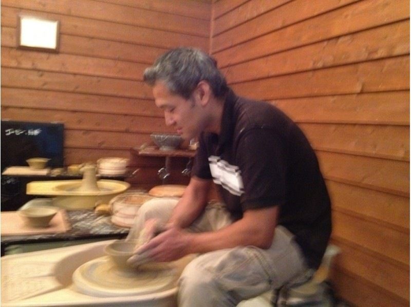 2026【石川・小松市】九谷焼体験工房で「電動ろくろ」体験！自分オリジナルの作品を作ろう！お子様も楽しめる！の紹介画像