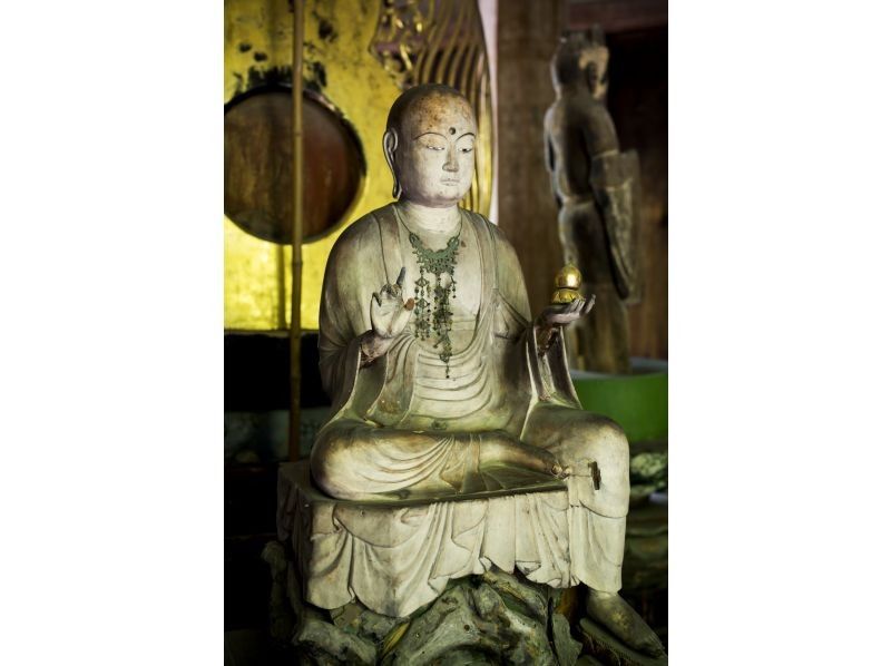 【奈良・五條】榮山寺特別参拝～住職と国宝、美仏を巡る御案内、御法楽(御祈祷)付き～の紹介画像