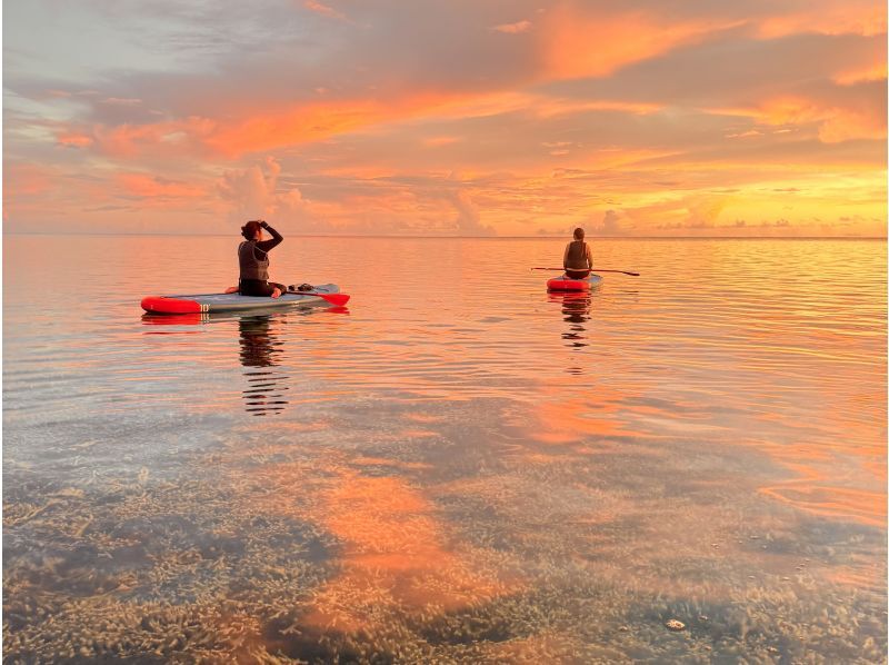 【宮古島・貸切】朝日に包まれるサンライズSUPツアー！大人気！《写真・動画は無料プレゼント》の紹介画像