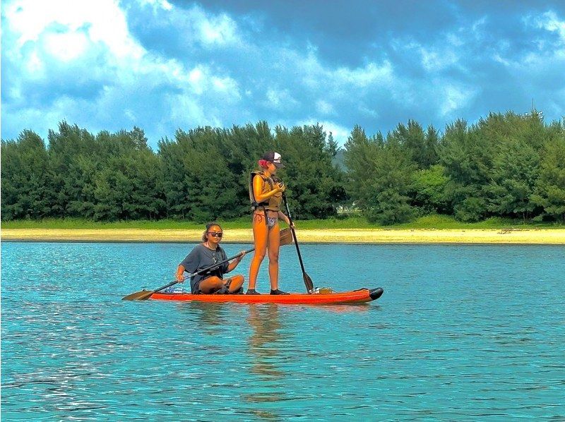 [Okinawa, Naha] SUP experience tour. Even beginners can feel at ease! Elementary school students and above can participate!の紹介画像
