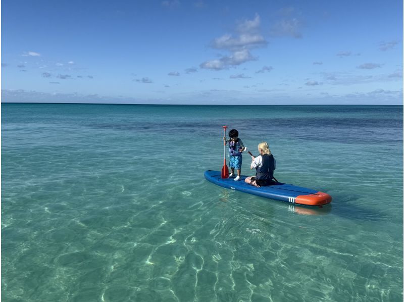 [Miyakojima - Private Charter] Relaxing daytime SUP tour on the calm sea! 《Photos and videos are provided free of charge》の紹介画像