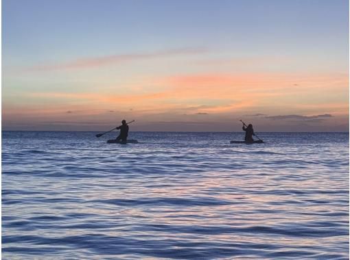 【宮古島・貸切】夕焼けに包まれるサンセットSUPツアー!《写真・動画は無料でプレゼント》 【宮古島・貸切】夕焼けに包まれるサンセットSUPツアー!《写真・動画は無料でプレゼント》