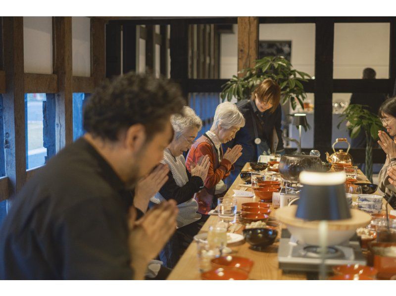 [Akita, Ugo] Limited to January 31st | Enjoy tofu, oden, and hot sake while watching the local event "Hanayome Dochu" at an inn renovated from a 180-year-old mansionの紹介画像