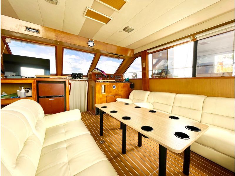 [Okinawa main island, Ikei island, Tsuken island, Kudaka island] Fully chartered cruise ship limited to one group per day Free snorkeling and SUP Optional BBQ, jet and marbleの紹介画像