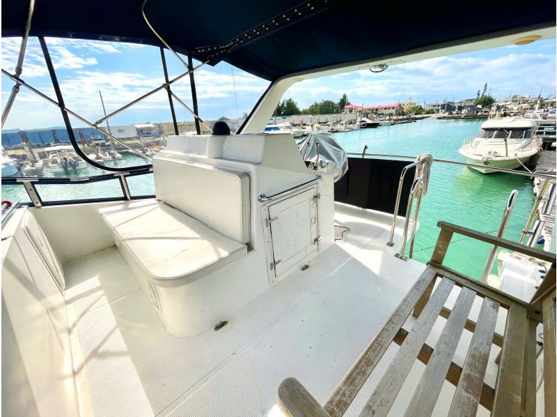 [Okinawa main island, Ikei island, Tsuken island, Kudaka island] Fully chartered cruise ship limited to one group per day Free snorkeling and SUP Optional BBQ, jet and marbleの紹介画像