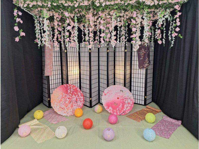 【東京，淺草】<影棚寫真拍攝> 在與平常不同的氛圍中拍攝紀念照！ （淺草站步行3分鐘）の紹介画像