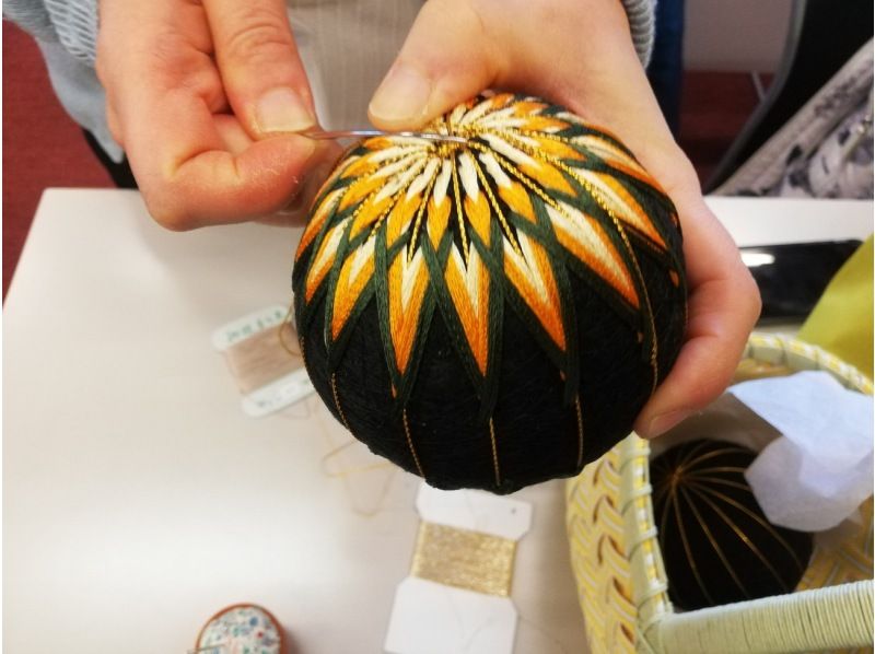 【秋田・由利本荘】民芸・工芸品　三方の房が彩る！！「本荘ごてんまり」制作体験！！の紹介画像