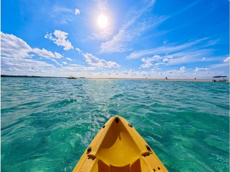 [Miyakojima, Phantom Island] Go by boat with a local captain! Phantom Uni Beach x Kayak Adventure (Sea Kayak or SUP)の紹介画像