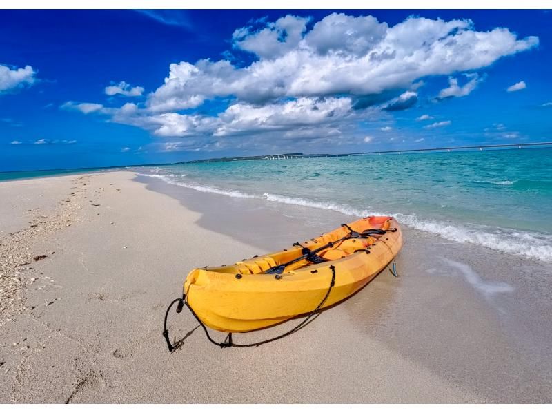 [Miyakojima, Phantom Island] Go by boat with a local captain! Phantom Uni Beach x Kayak Adventure (Sea Kayak or SUP)の紹介画像