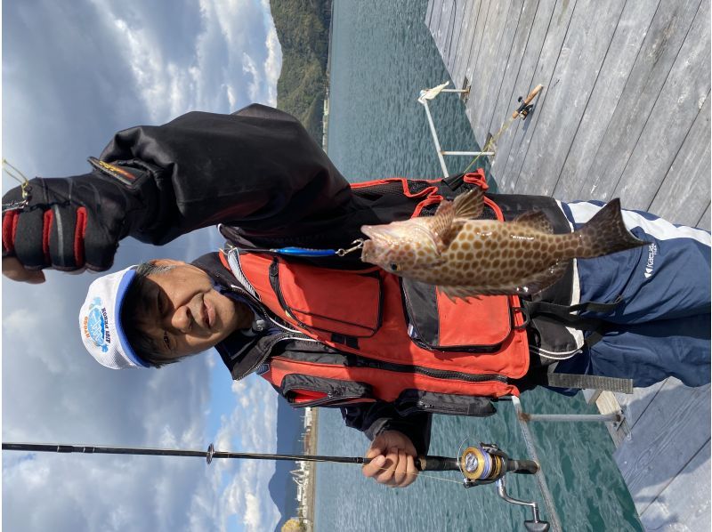 【釣りインストラクター付き】手ぶらでOK ガシラ釣り体験（釣った魚も食べれる！）の紹介画像