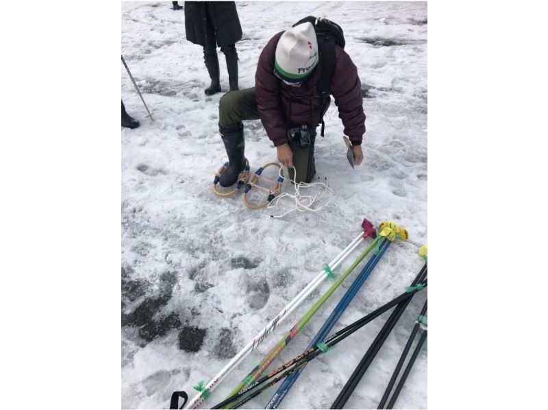 【아키타·노시로】일본 최대급의 소나무 숲 “바람의 마츠바라”로 간지키·스노슈 체험~안내 가이드와 함께 워킹<2월 11일 개최>の紹介画像