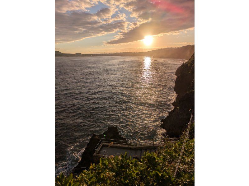 体験ダイビング【沖縄本島・青の洞窟等】♡ 初心者・お一人様・グループ（日本語・English）の紹介画像