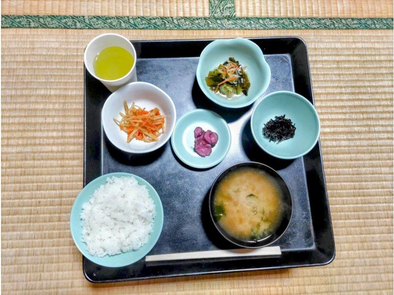 【山梨・早川町】仏教の聖山　七面山で宿坊体験の紹介画像