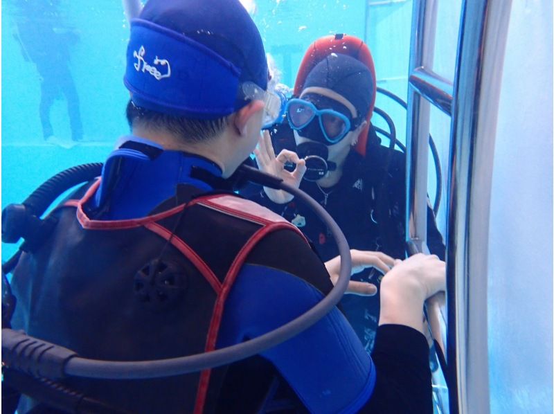 寒い冬だからこそ、寒さを気にせずに大阪市内の温水POOLでスキューバダイビング体験をしてみませんか？の紹介画像