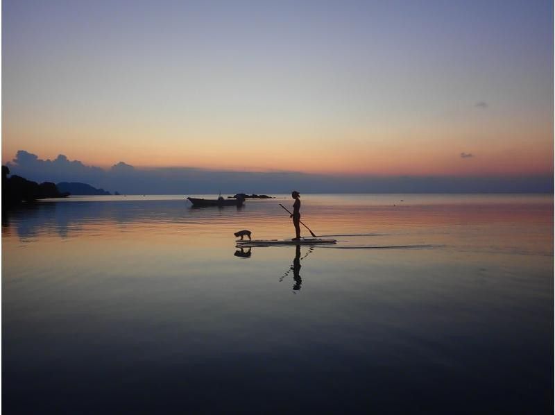 【宮古島/夕方】2時間！☆ 茜色に染まるSUPクルージング・当日予約OK！《写真データ無料プレゼント》の紹介画像