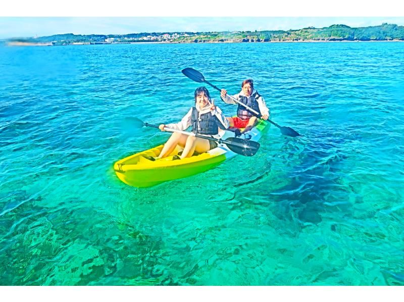 【沖縄・奥武島】&ldquo;1組のみ&rdquo;ガイド完全貸切制☆車で行ける離島でシーカヤック & シュノーケル体験の贅沢プラン！写真・動画全てプレゼント！の紹介画像