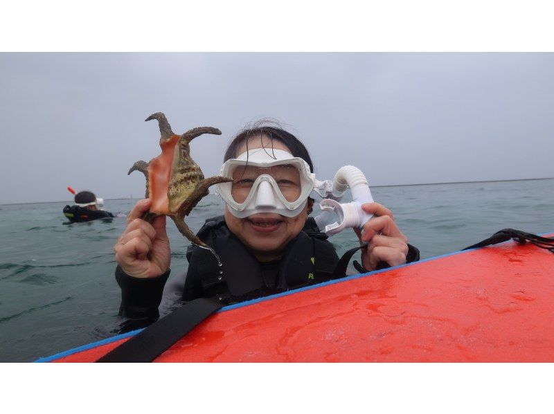 【沖縄・奥武島】&ldquo;1組のみ&rdquo;ガイド完全貸切制☆車で行ける離島でシーカヤック & シュノーケル体験の贅沢プラン！写真・動画全てプレゼント！の紹介画像