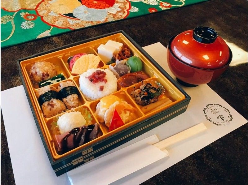 【秋田市，秋田】秋田舞妓舞蹈欣賞活動！ （含美味便當午餐和一杯飲品）の紹介画像