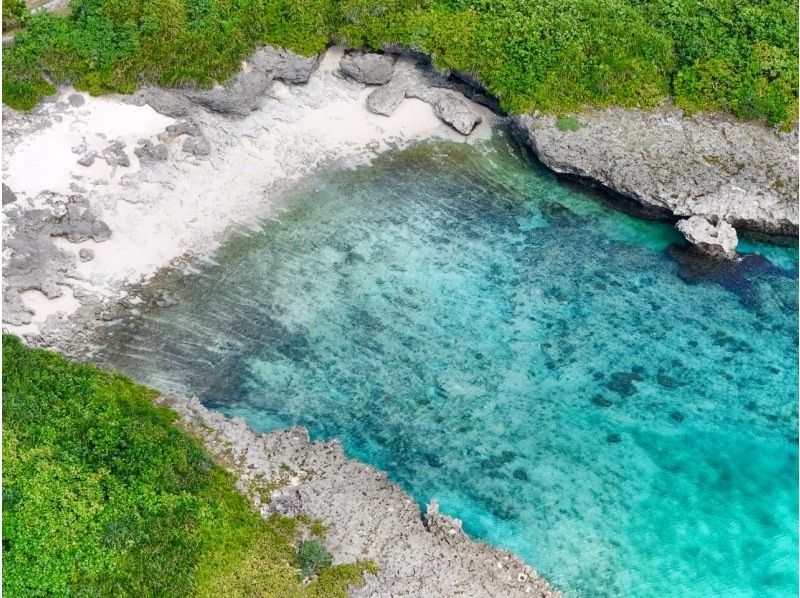 【伊良部島】冬季おすすめ‼︎絶景と秘境を巡るドライブ&フォト撮影ツアー《3時間半コース》の紹介画像