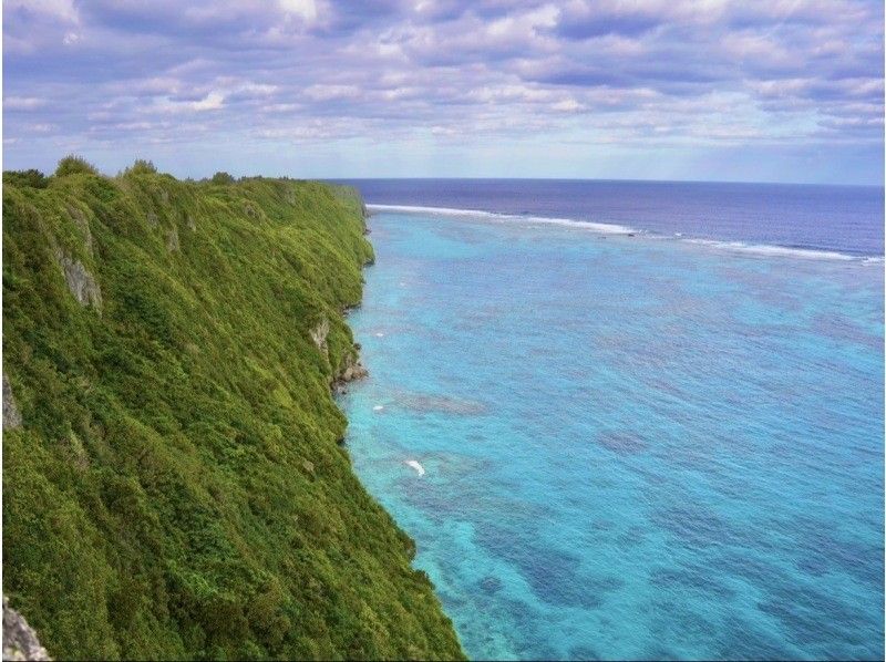 【沖縄・伊良部島】絶景と秘境を巡るドライブ&フォト撮影ツアー《3時間半コース》の紹介画像