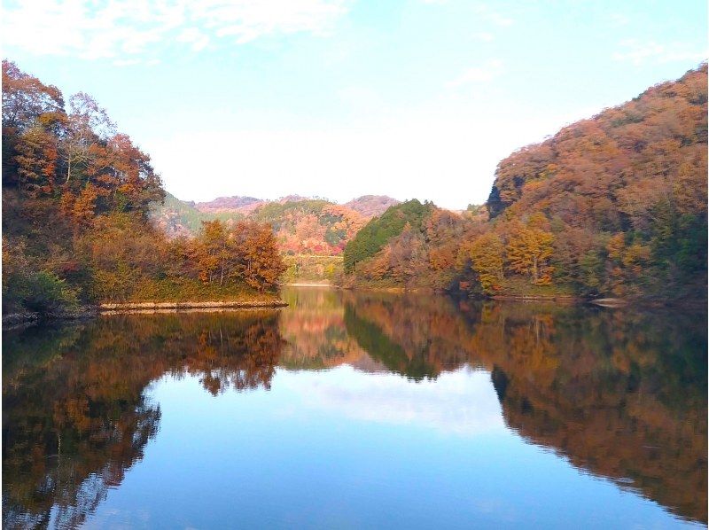 【広島・三次】息を合わせてアドベンチャー！〈湖上ビッグSUP体験／半日コース〉お子様・未経験者OK・広島西風新都から車で1時間の紹介画像