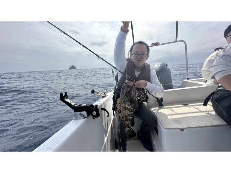 手ぶらでOK！船釣り体験《初心者歓迎》の紹介画像