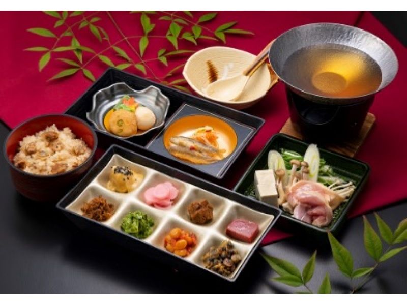 【滋賀・大津】&ldquo;膳所焼美術館と蘆花浅水荘探訪&rdquo; ひな人形と梅を巡る早春の旅〈2026年2月21日(土) 3月1日(日)開催〉の紹介画像