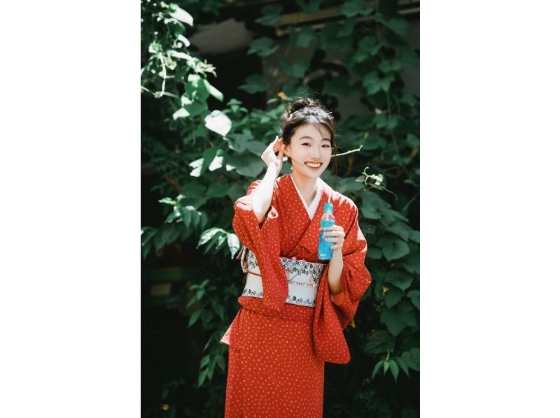 【东京，浅草】纯真丝小纹毯出租 - 100% 真丝，触感和光泽都无比奢华！尽享高级都市漫步体验。无需携带任何物品！欢迎女士光临！の紹介画像