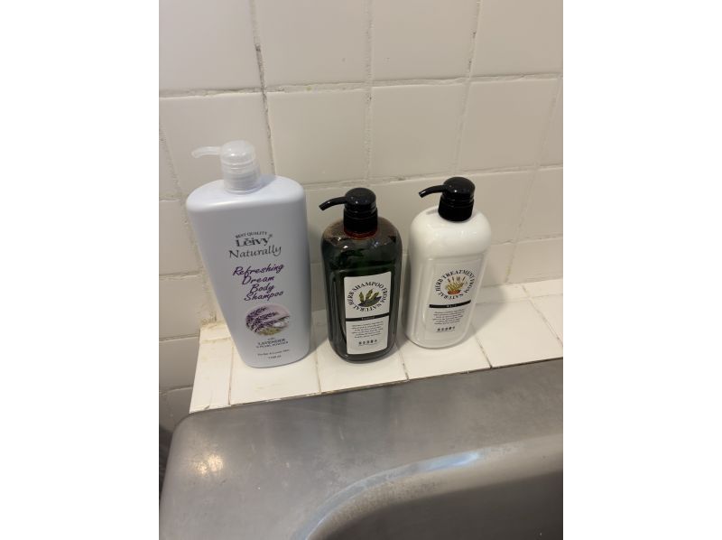 【沖縄・恩納村】初心者大歓迎！！ボートで行く！沖縄県有名スポット「青の洞窟」体験ダイビング！！２名様までツアー当日宿泊無料キャンペーン中！の紹介画像