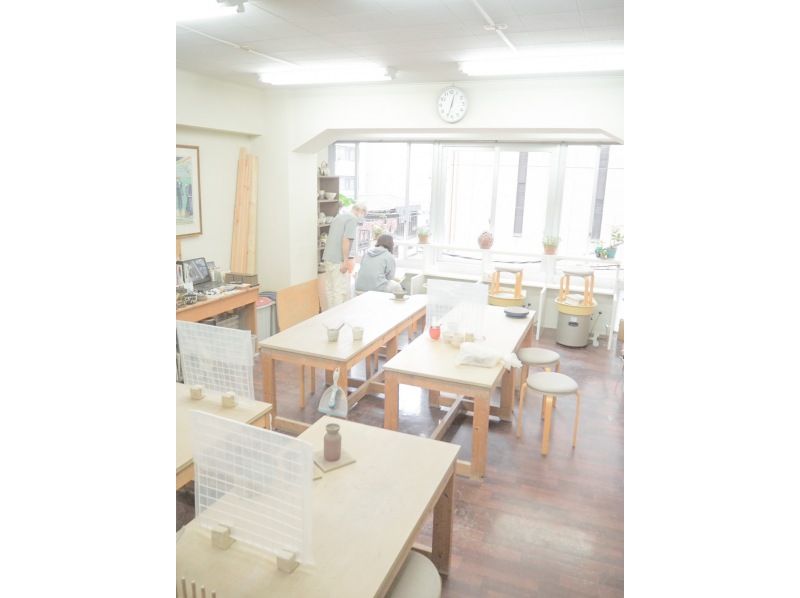 [3-minute walk from Honmachi Station on the Midosuji Subway Line in Osaka] Touch the clay and create your own unique pottery ☆ Beginners welcome ♪ Hand-formed pottery experience [Starting from April]の紹介画像