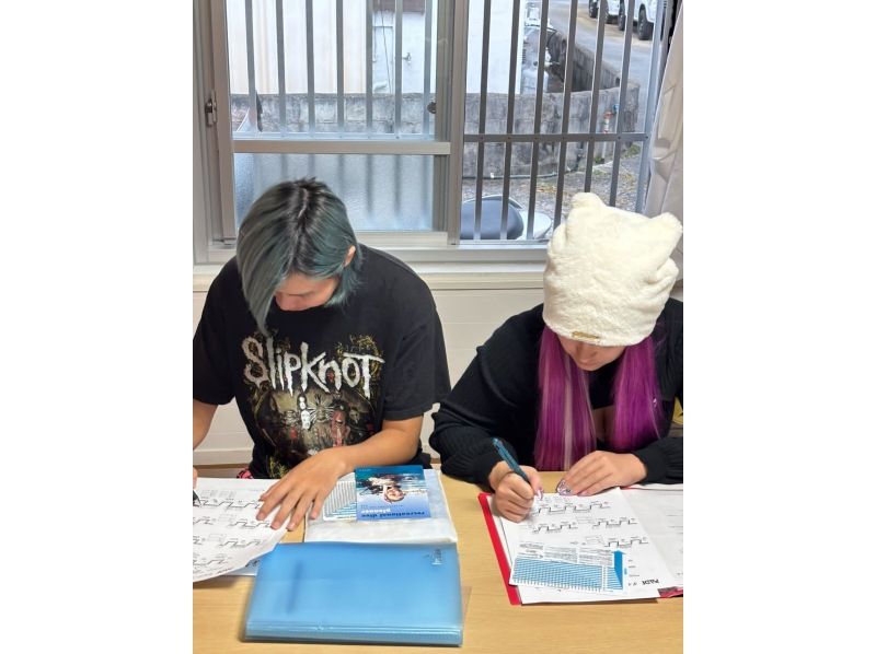 【沖縄・読谷村】ダイビング講習期間中２名様まで講習日前日から宿泊無料！！PADIオープンウォーターライセンス講習プランの紹介画像