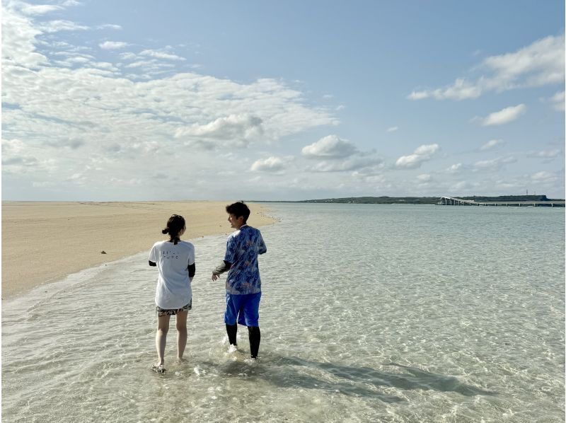 【宮古島・貸切】幻の島ユニの浜 SUP上陸ツアー！当日予約OK！《写真・動画は無料プレゼント》の紹介画像
