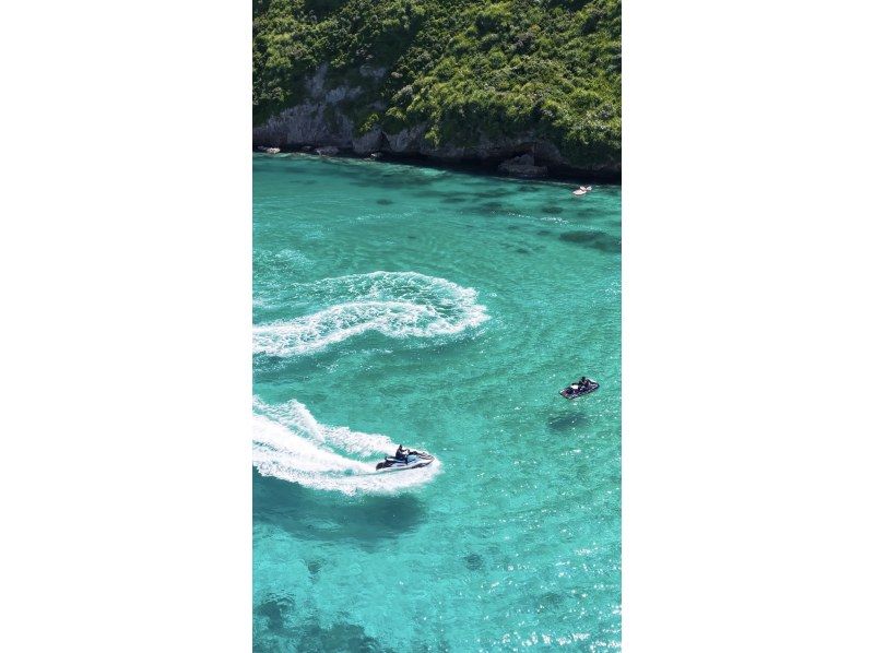 [มิยาโกจิมะ] บริการเช่าเจ็ทสกี (2 ชั่วโมง) ทัวร์ท่องเที่ยวเกาะลับ | พร้อมไกด์มืออาชีพ (สามารถใช้เรือหลายลำได้)の紹介画像