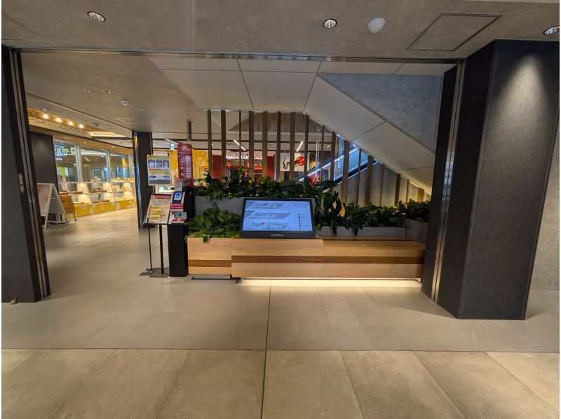 【青森・八甲田】雪中行軍の歴史を学ぶ八甲田山の冬山スノーシュートレッキングツアーの紹介画像