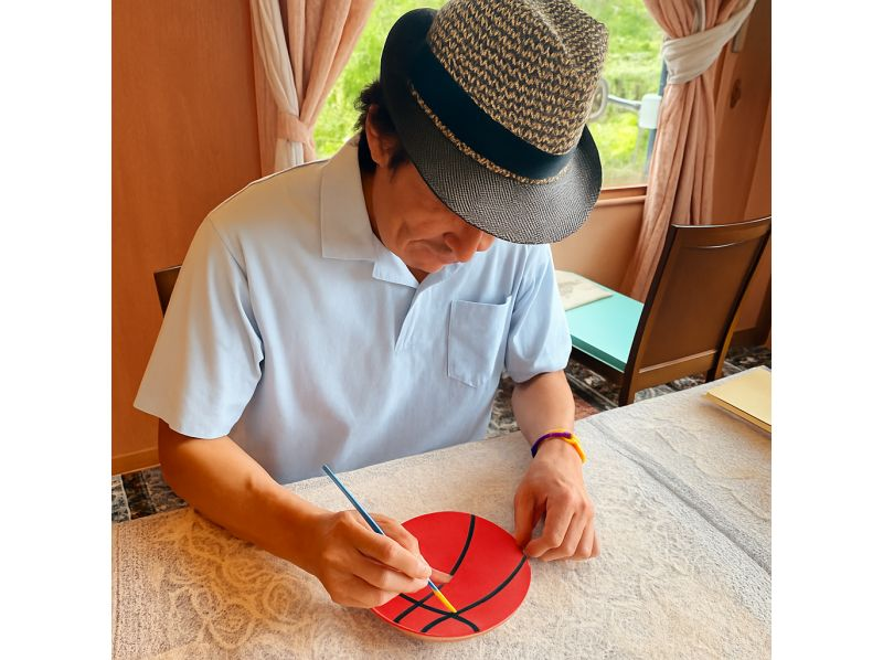 [Nara City, Nara Prefecture] Enjoy in Nara | Art clock making experience with selectable size and painting [approx. 40 minutes]の紹介画像