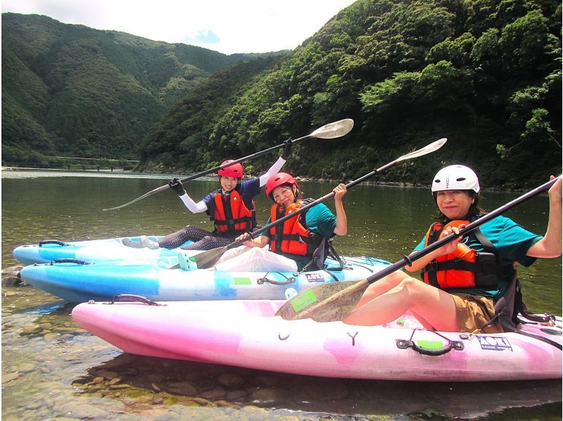 【高知・四万十・カヤック・川下り】（4月～11月）雄大な自然と四万十川を満喫！3.5㎞川下り半日コース 画像は無料DL＋ドリンク付き♪の紹介画像