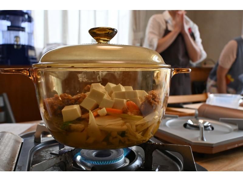 [อาคิตะ โยโคเตะ] สัมผัสประสบการณ์อาหารญี่ปุ่นดั้งเดิมที่ไม่ใส่น้ำตาลหรือน้ำมัน | คลาสสอนทำอาหารเพื่อสุขภาพที่บ้าน โดยใช้ "คาซาเนะนิ" (สตูว์แบบหลายชั้น) ซึ่งสืบทอดกันมาตั้งแต่สมัยเอโดะの紹介画像