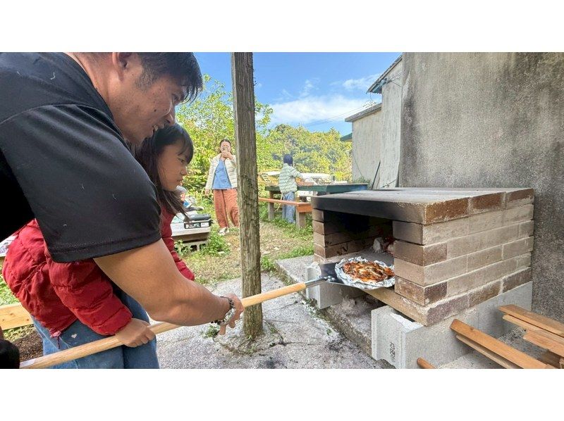 "Northern Okinawa Island" Survival Mission Tour! A packed tour that includes jungle food hunting, fishing, and fire-making pizza making. Recommended for children and families.の紹介画像