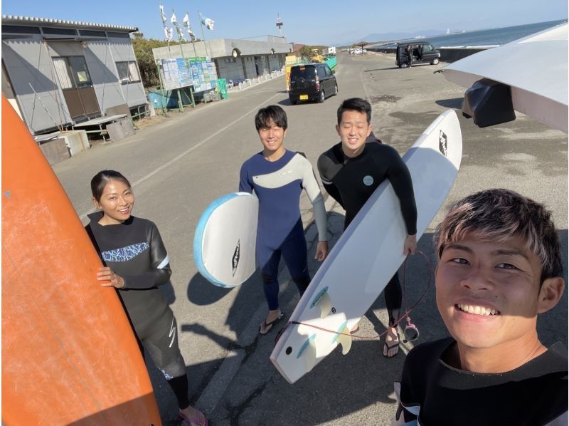 【宫崎县青岛】在宫崎美丽的大海中体验特别的冲浪之旅～欢迎初学者、家庭和情侣！の紹介画像
