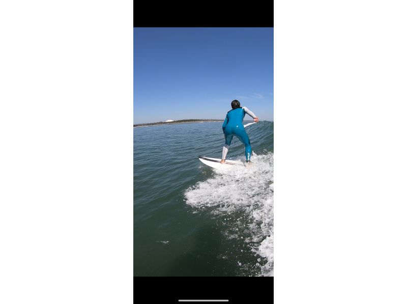 【宫崎县青岛】在宫崎美丽的大海中体验特别的冲浪之旅～欢迎初学者、家庭和情侣！の紹介画像