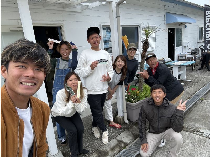 【宫崎县青岛】在宫崎美丽的大海中体验特别的冲浪之旅～欢迎初学者、家庭和情侣！の紹介画像
