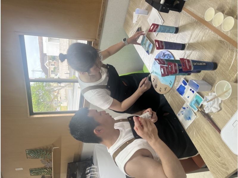 【沖縄・宮古島】〜都合の良い時間で予約可能！〜海レジンアート体験！大人気の『時計レジンアート制作』宮古島の海をアートで作ろう！の紹介画像