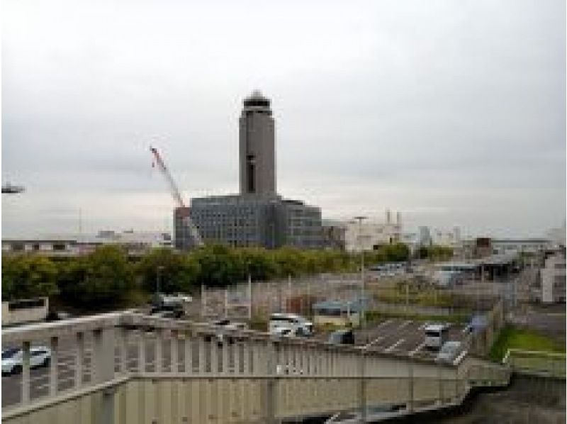 【人気No2】成田空港の2つの異空間トンネル探検★都会の秘境駅と滑走路下のトンネルも見学★お一人様やリクエスト予約歓迎の紹介画像