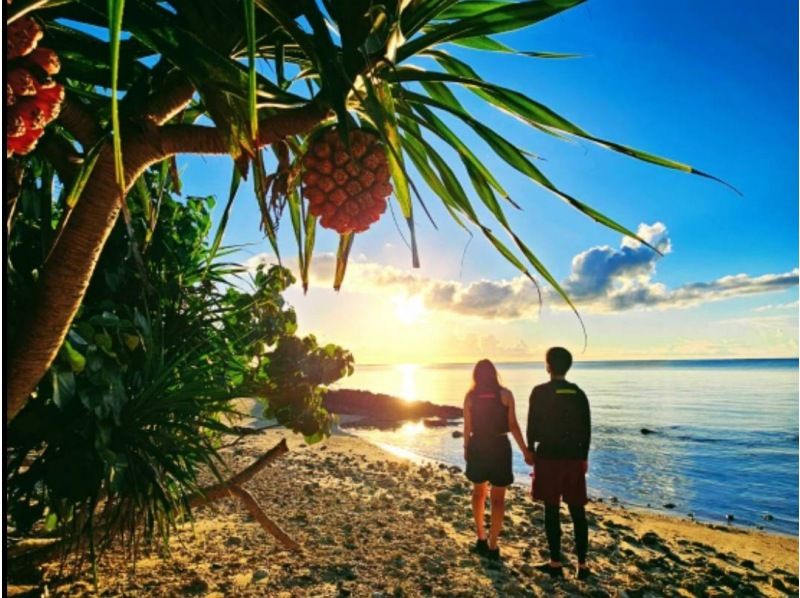 【石垣島/夕方】当日予約OK！絶景スポットでサンセットクリアSUP！ドローン撮影、写真データ、送迎無料！未就学児無料♪年齢問わず参加可能！の紹介画像