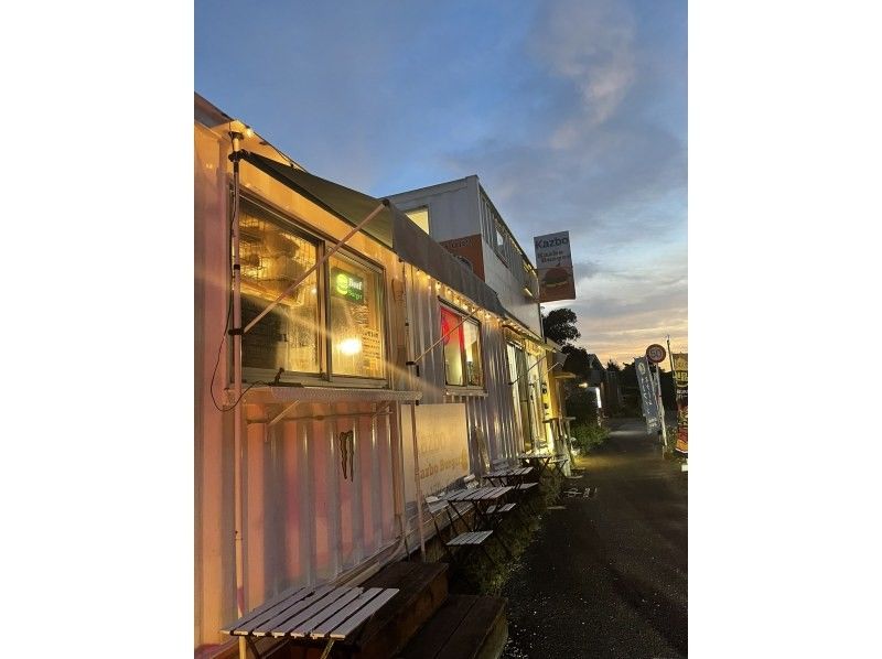 奄美大島・奄美群島 シュノーケリング 食事付き大人気Kazboバーガーのランチ＋ウミガメを探すシュノーケル＋奄美SUPパイオニアのスクールの紹介画像
