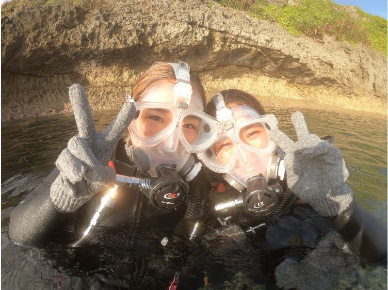 【期間限定特価】【沖縄・恩納村・フルフェイスマスク】充実施設が全て無料の店舗集合！青の洞窟体験ダイビング（Aプラン）の紹介画像