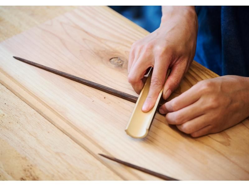 京都・嵐山駅から徒歩５分♪｜箸づくりワークショップ60分間＜ファミリー・カップル・お一人様でもおすすめ＞の紹介画像